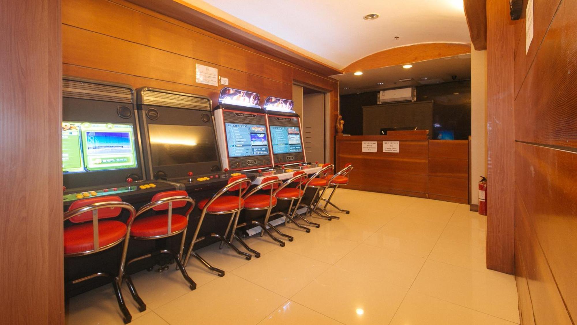 Reddoorz Premium At Jjimjbang Hotel Spa Manila Exterior photo