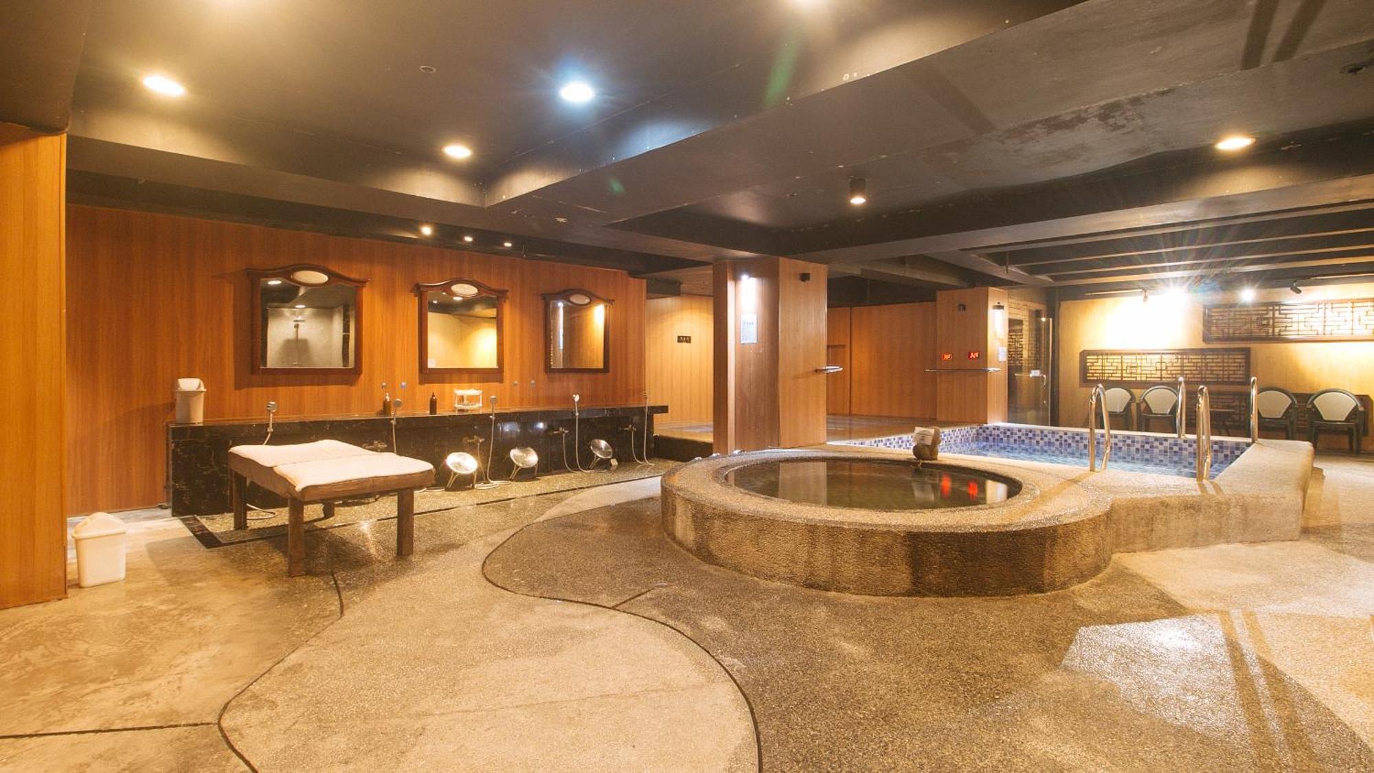 Reddoorz Premium At Jjimjbang Hotel Spa Manila Exterior photo