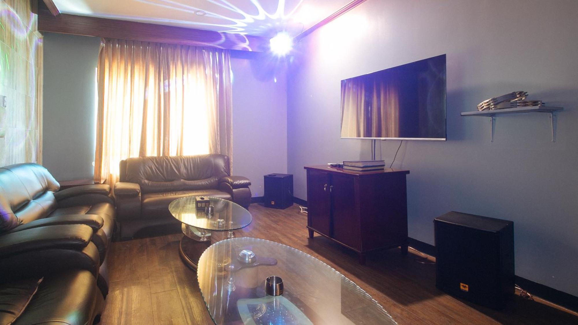 Reddoorz Premium At Jjimjbang Hotel Spa Manila Exterior photo