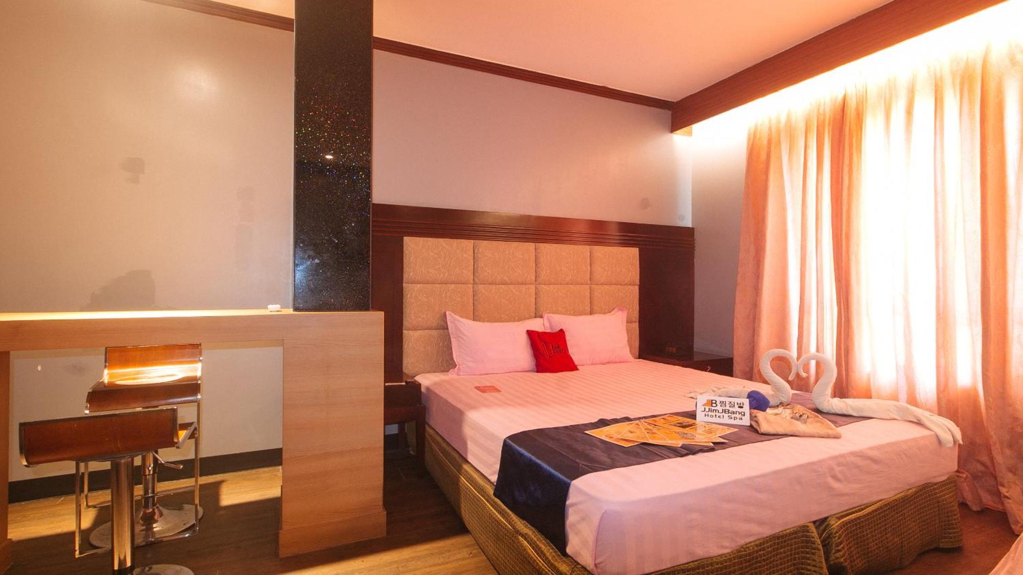 Reddoorz Premium At Jjimjbang Hotel Spa Manila Room photo