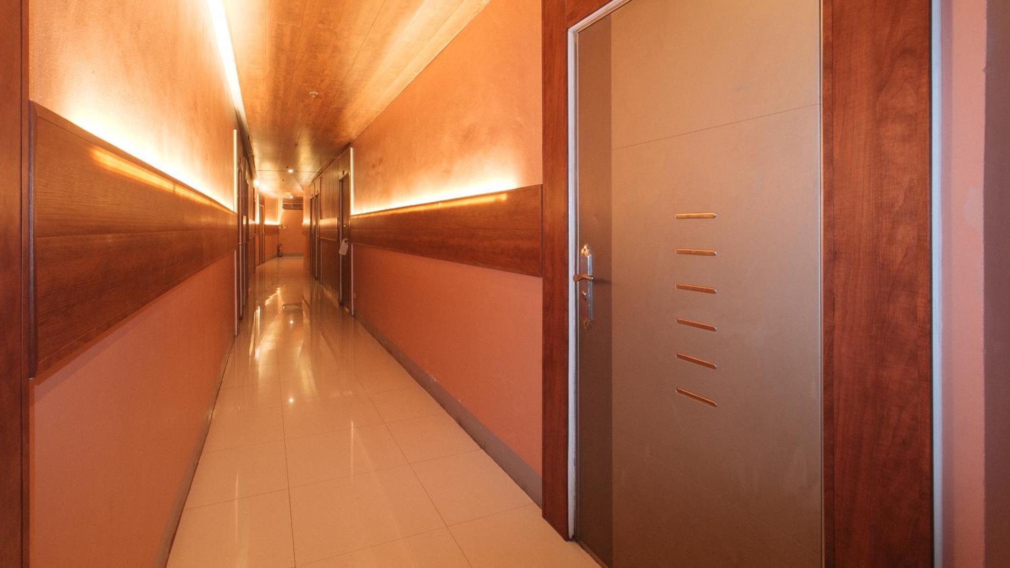 Reddoorz Premium At Jjimjbang Hotel Spa Manila Exterior photo